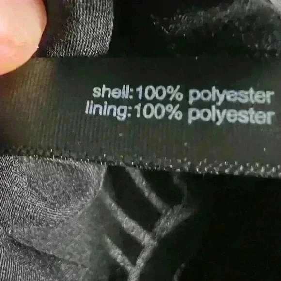 The Limited Shift Dress - Picture 2 of 6